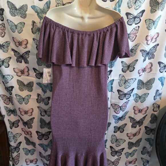 LuLaRoe Plum Ruffle Cici Dress NWT - Picture 4 of 8